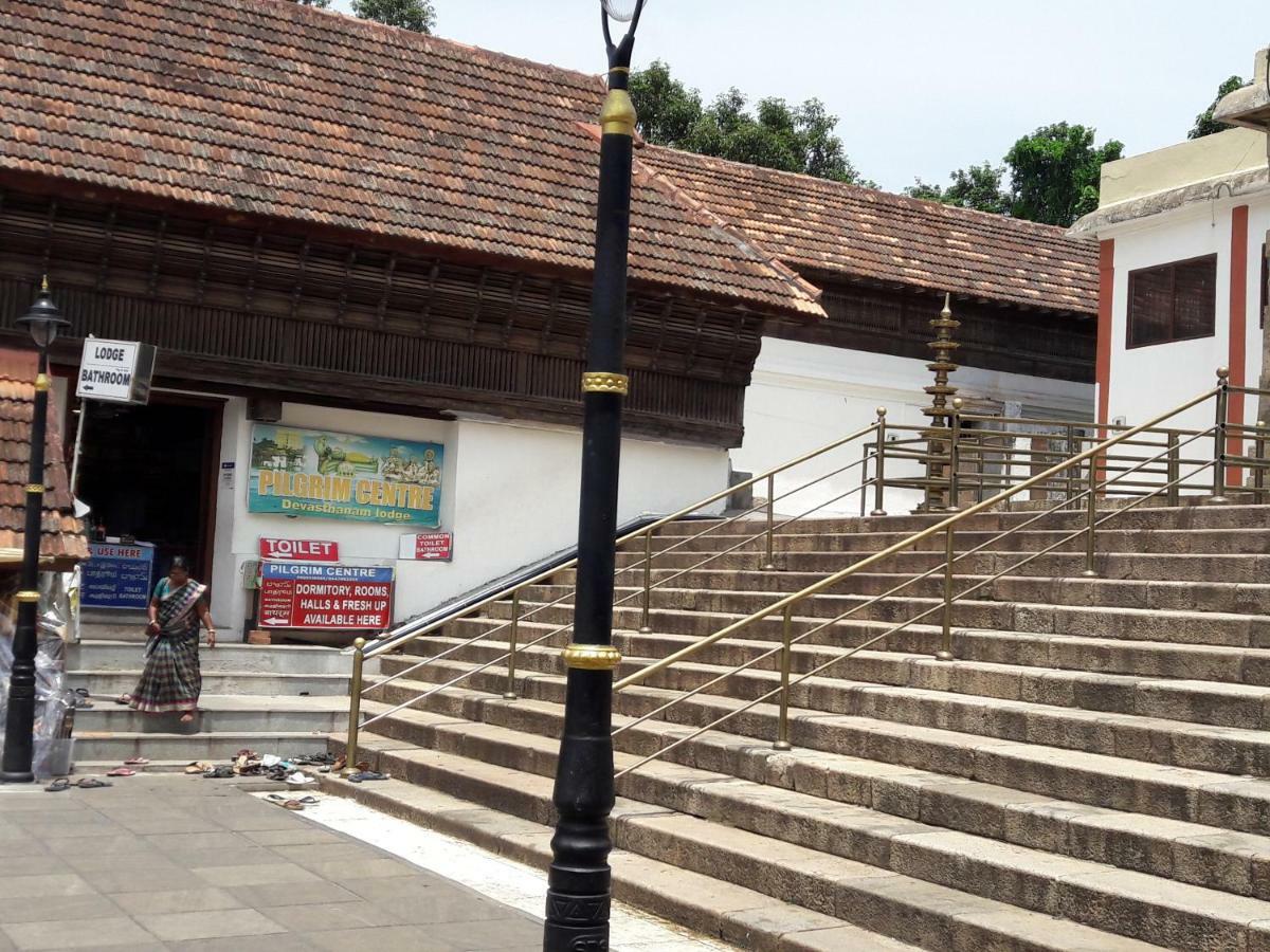 Devasthanam Lodge Thiruvananthapuram Eksteriør billede