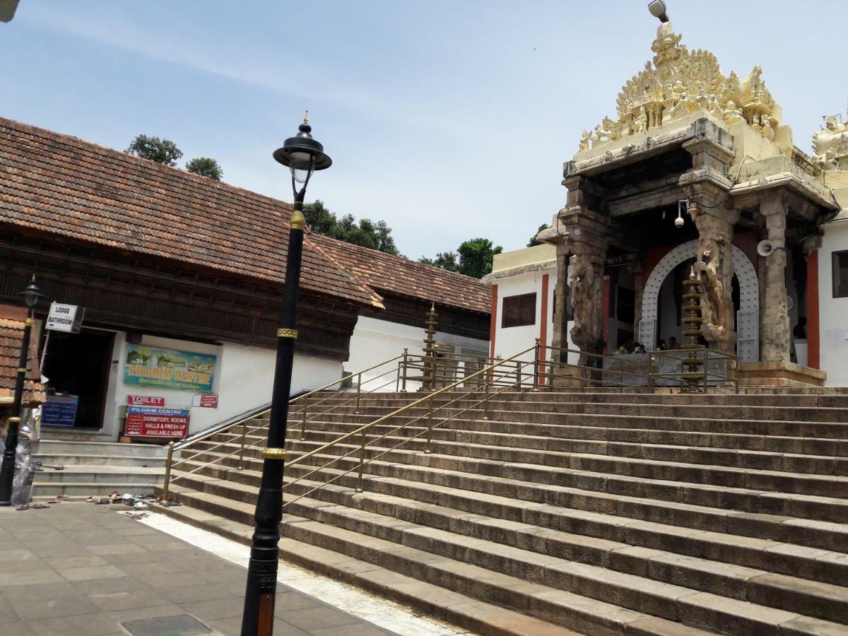 Devasthanam Lodge Thiruvananthapuram Eksteriør billede