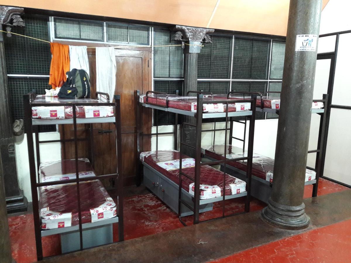 Devasthanam Lodge Thiruvananthapuram Eksteriør billede
